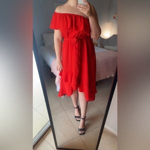 Flattering red dress for date night🍒 #red #dress #reddress #datenight WORN ONCE